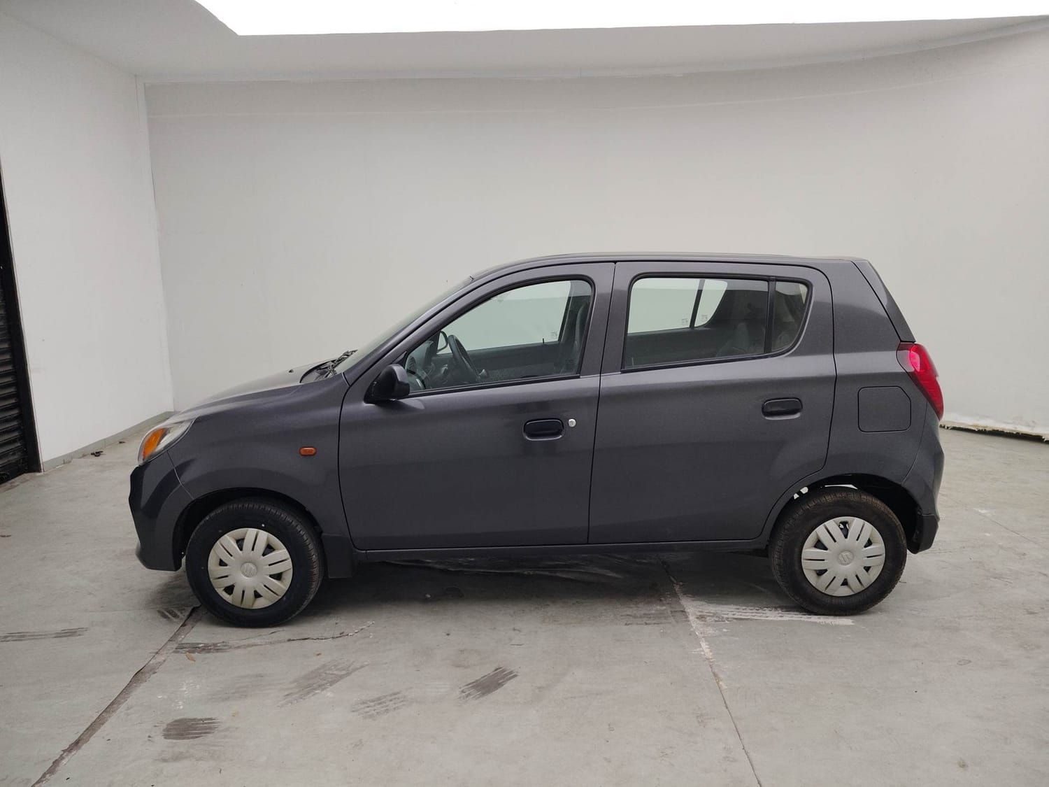View 2017 Maruti Suzuki Alto 800 LXI Image 2 Used 2017 Maruti Suzuki Alto 800 LXI Image 2
