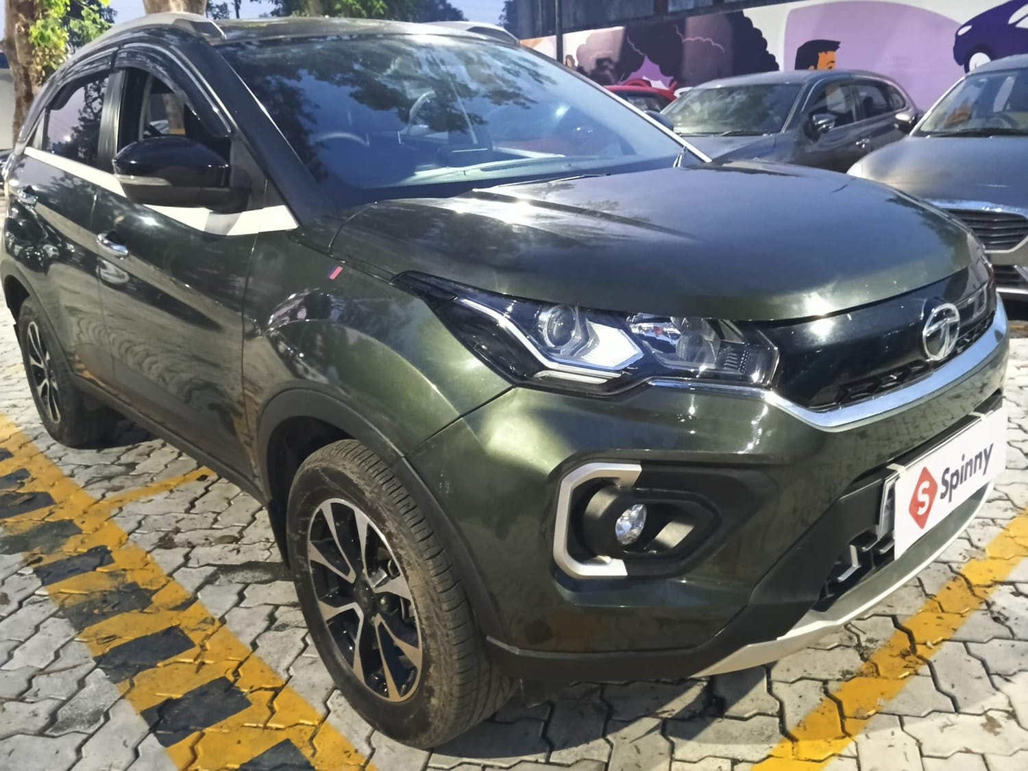 View 2020 Tata Nexon Revotron XZ Plus Image 7 Used 2020 Tata Nexon Revotron XZ Plus Image 7