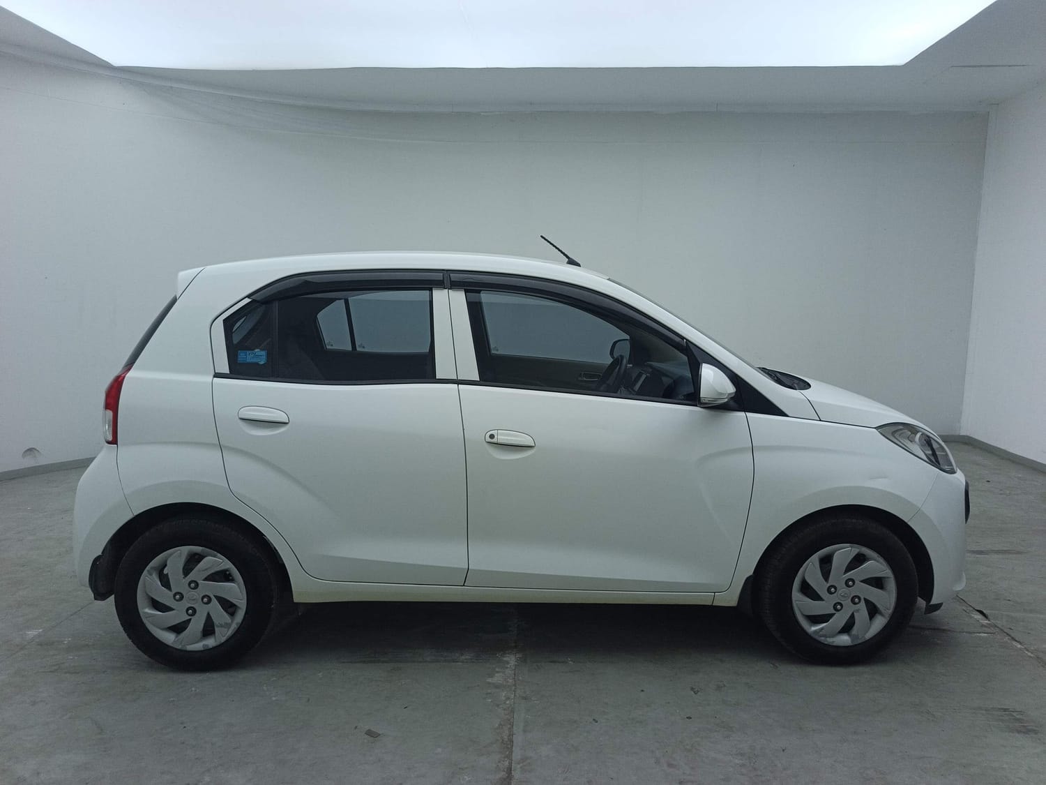 View 2019 Hyundai Santro DX Image 6 Used 2019 Hyundai Santro DX Image 6