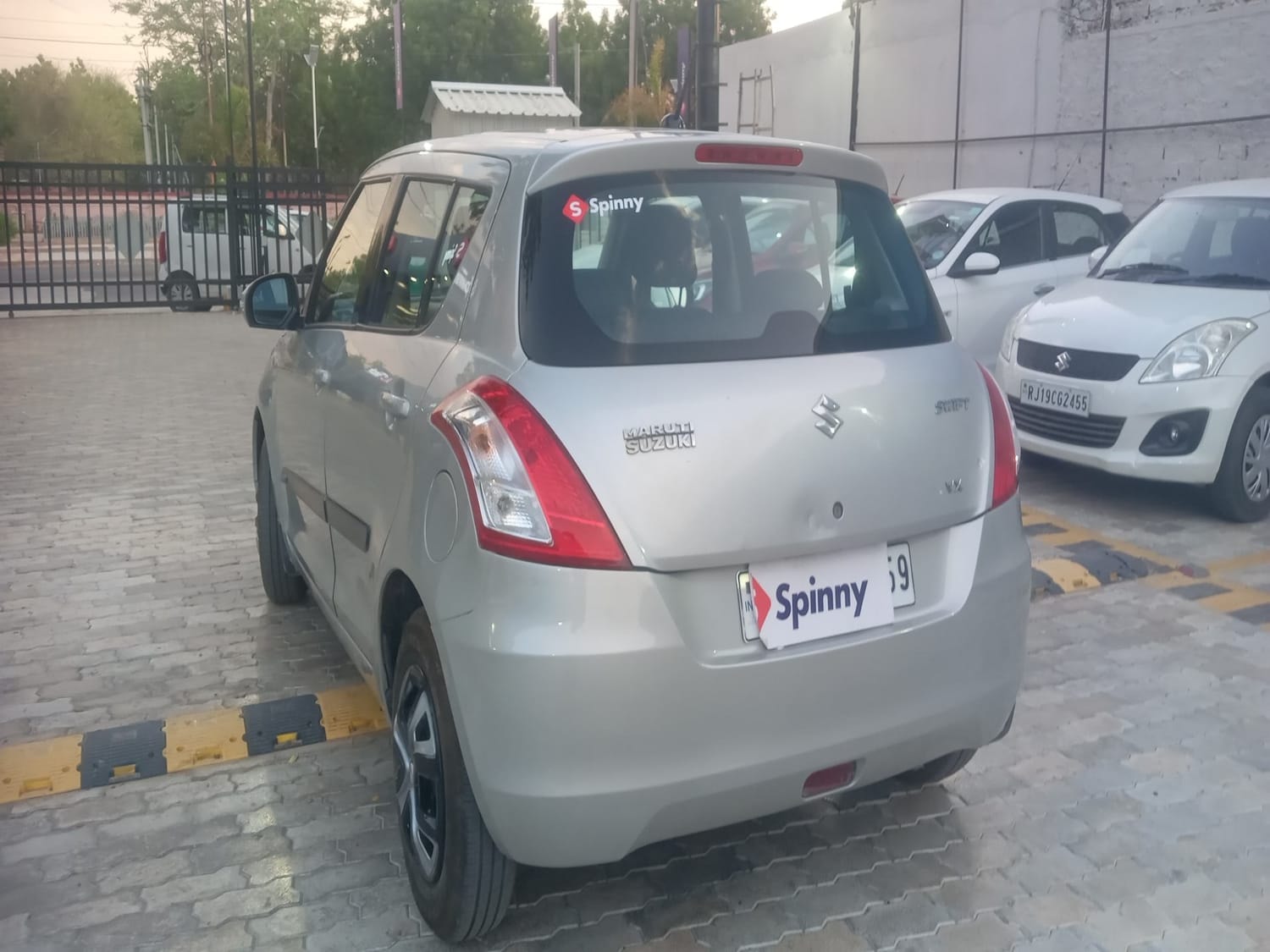 View 2012 Maruti Suzuki Swift LDI Image 3 Used 2012 Maruti Suzuki Swift LDI Image 3