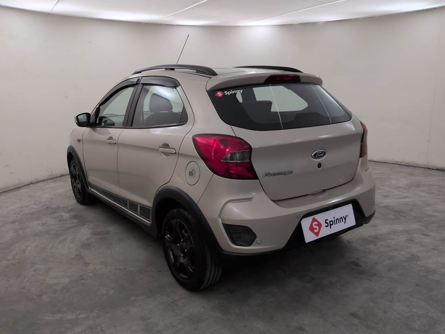 View 2019 Ford Freestyle 1.2l Petrol Trend Plus MT Image 3 Used 2019 Ford Freestyle 1.2l Petrol Trend Plus MT Image 3