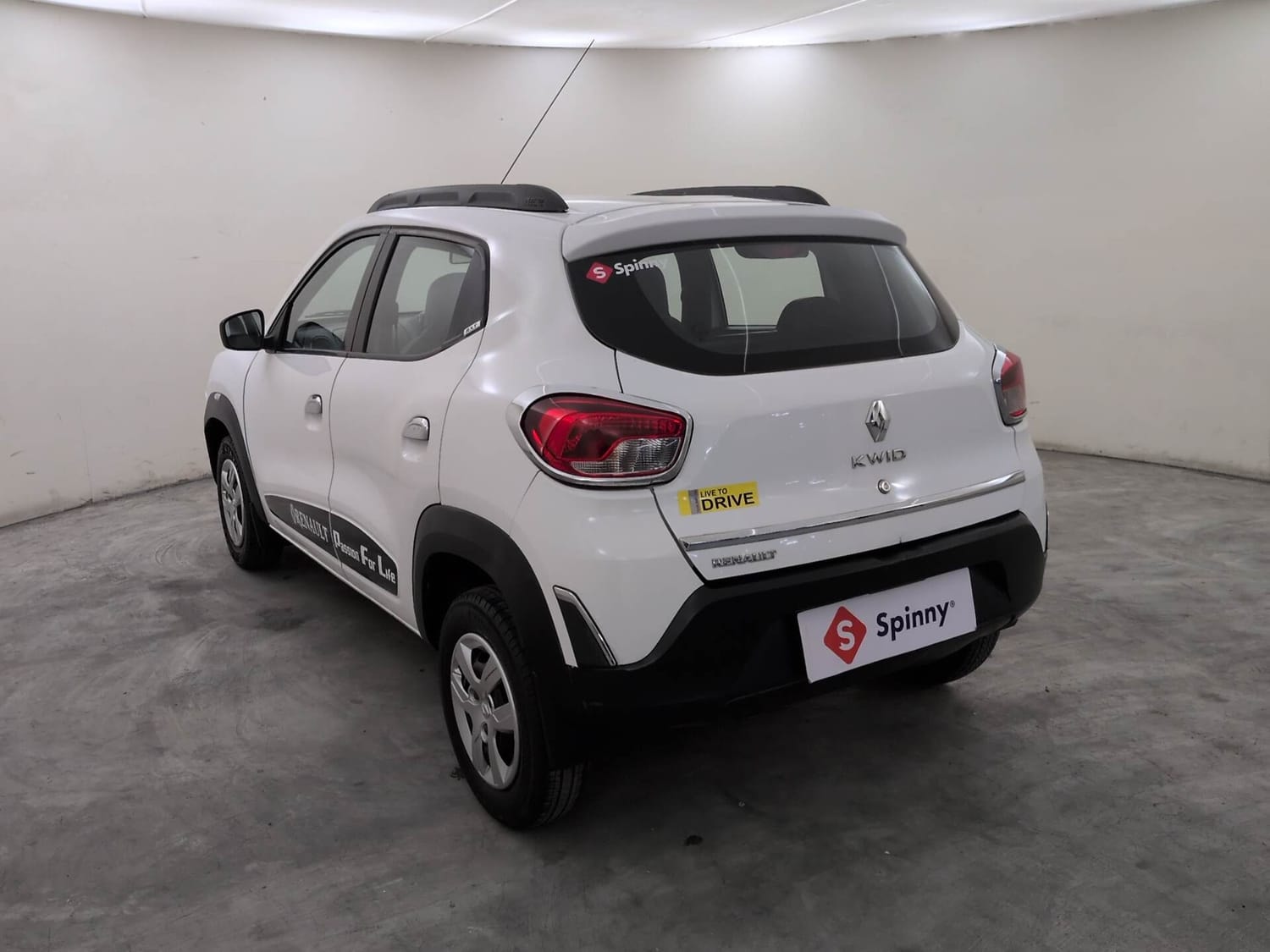 View 2016 Renault Kwid RXT 1.0 BS IV Image 3 Used 2016 Renault Kwid RXT 1.0 BS IV Image 3
