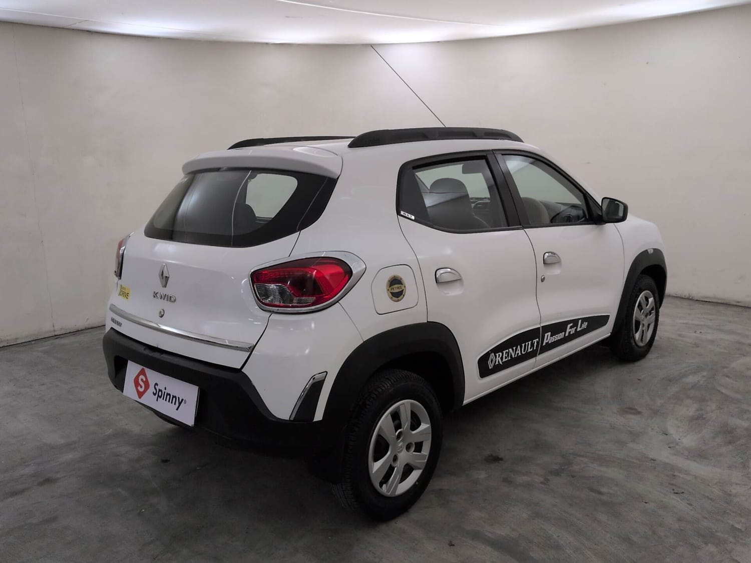 View 2016 Renault Kwid RXT 1.0 BS IV Image 5 Used 2016 Renault Kwid RXT 1.0 BS IV Image 5
