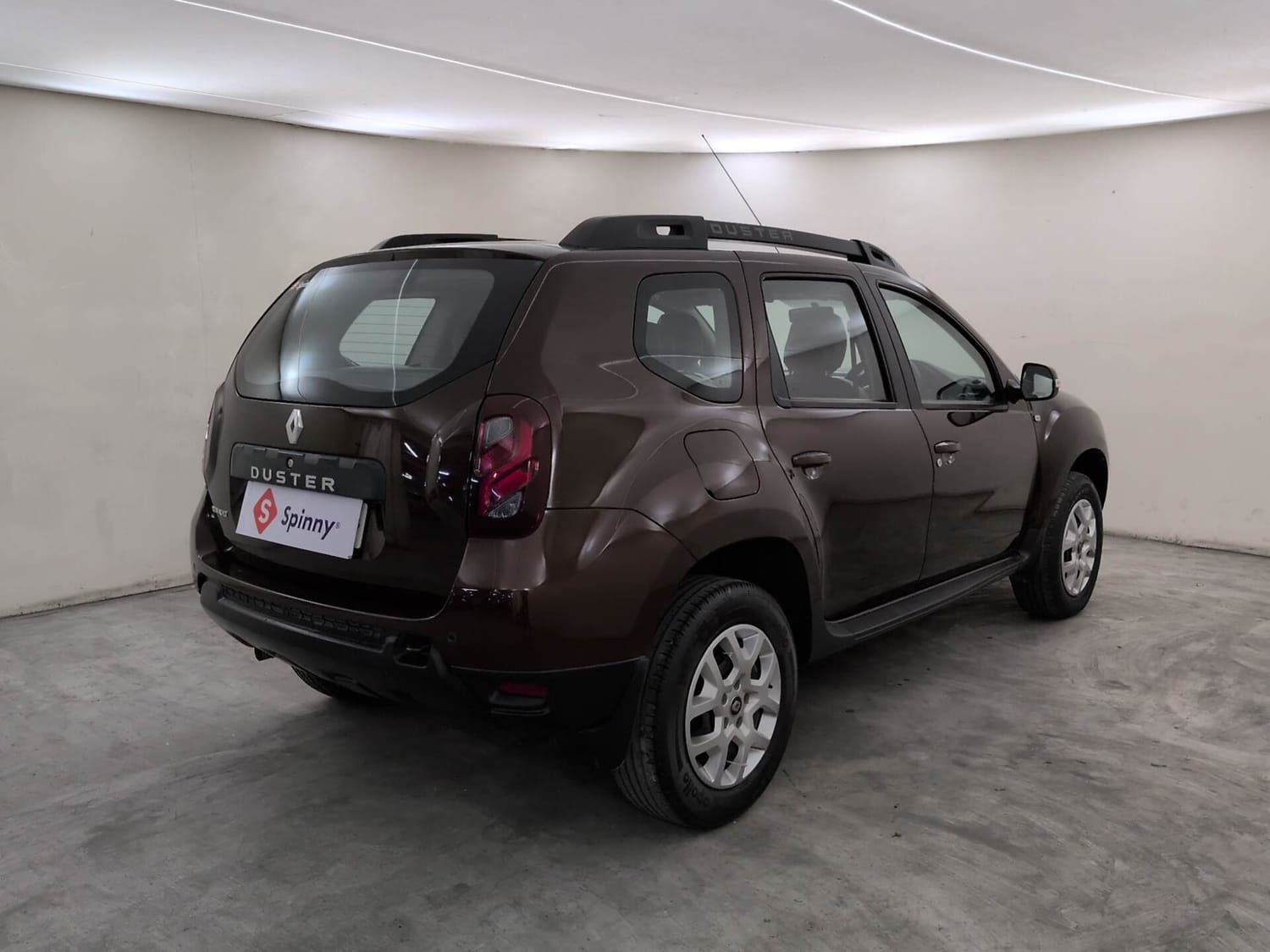 View 2021 Renault Duster Petrol RXS BS IV Image 5 Used 2021 Renault Duster Petrol RXS BS IV Image 5