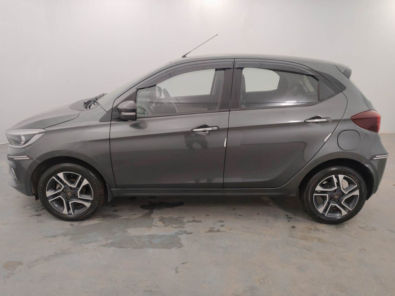 Used 2022 Tata Tiago Used 2022 Tata Tiago
