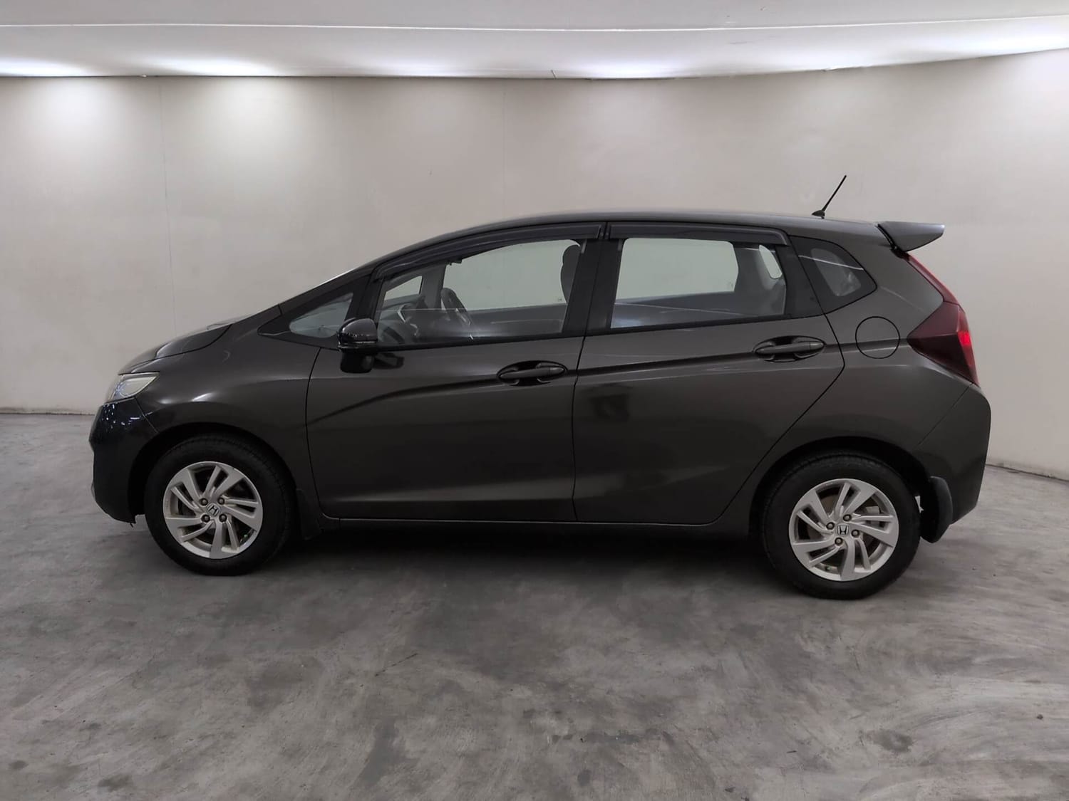 View 2017 Honda Jazz VX MT Petrol BS IV Image 2 Used 2017 Honda Jazz VX MT Petrol BS IV Image 2