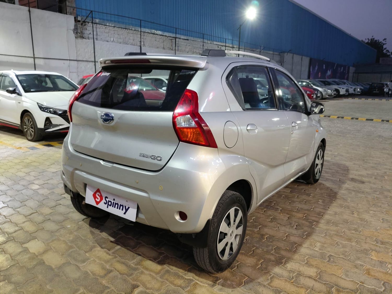 View 2016 Datsun Redi GO S-1.0L BS IV Image 5 Used 2016 Datsun Redi GO S-1.0L BS IV Image 5