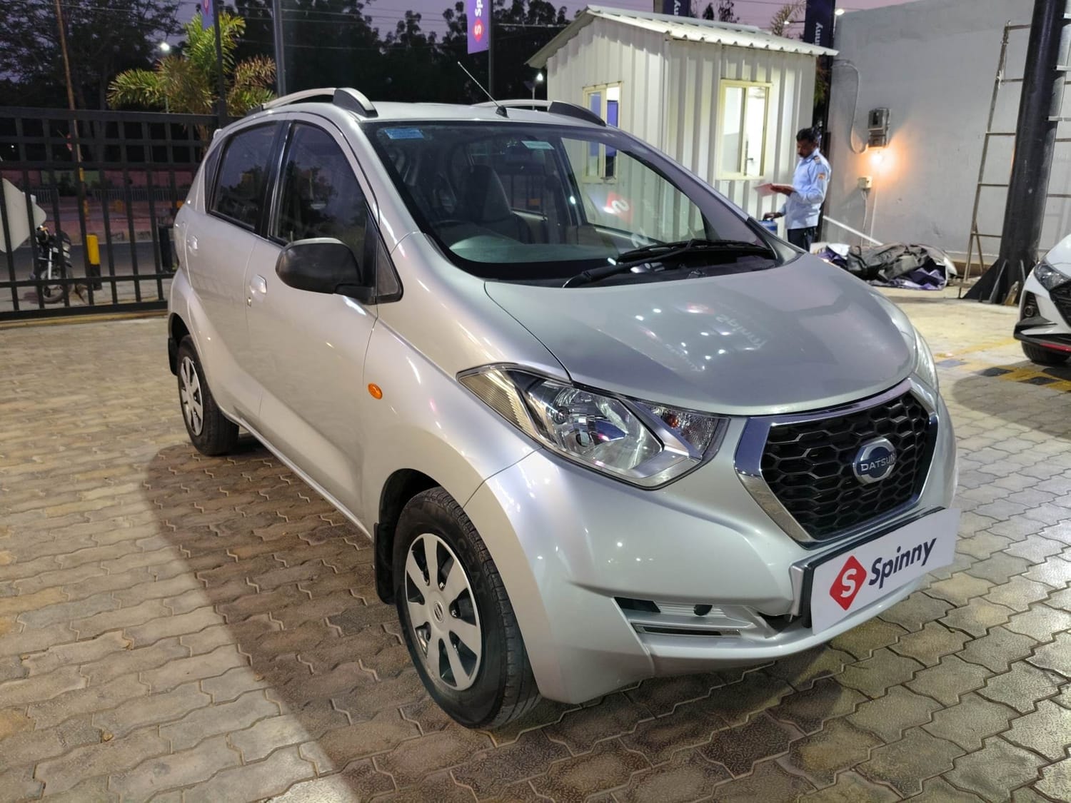 View 2016 Datsun Redi GO S-1.0L BS IV Image 7 Used 2016 Datsun Redi GO S-1.0L BS IV Image 7