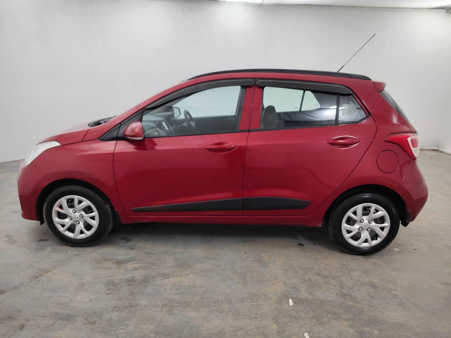 Used 2018 Hyundai Grand i10 Used 2018 Hyundai Grand i10