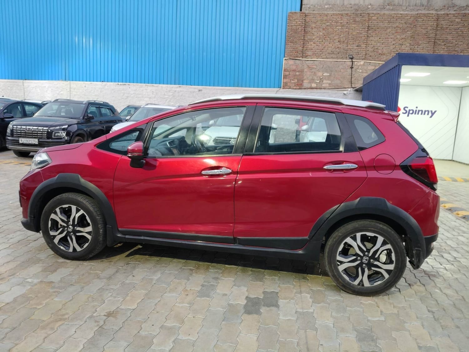 View 2021 Honda WR-V VX MT Petrol Image 2 Used 2021 Honda WR-V VX MT Petrol Image 2