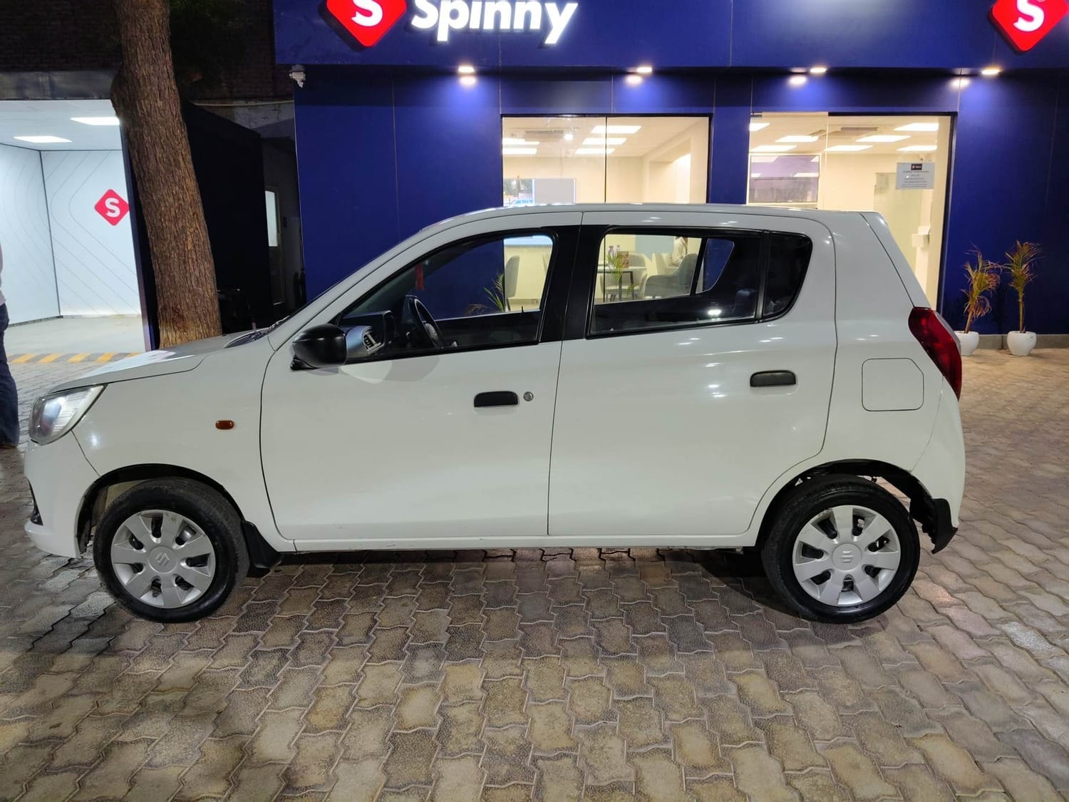 View 2019 Maruti Suzuki Alto K10 VXI Image 2 Used 2019 Maruti Suzuki Alto K10 VXI Image 2