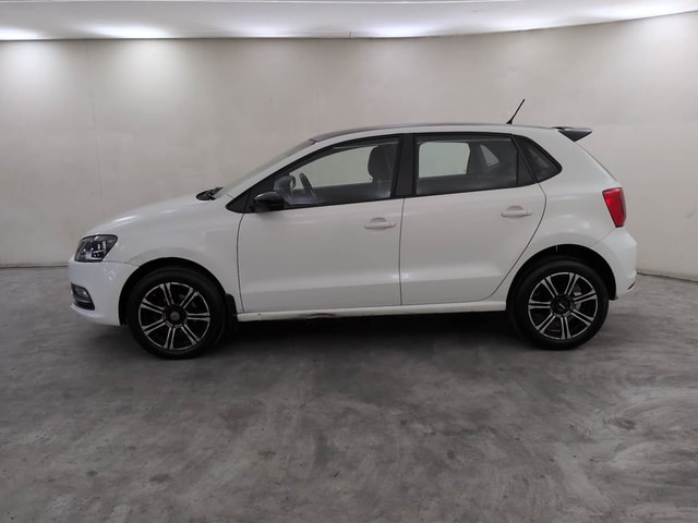 View Volkswagen Polo Image 2 Used Volkswagen Polo Image 2