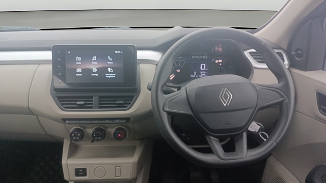 View Renault Triber Image 21 Used Renault Triber Image 21