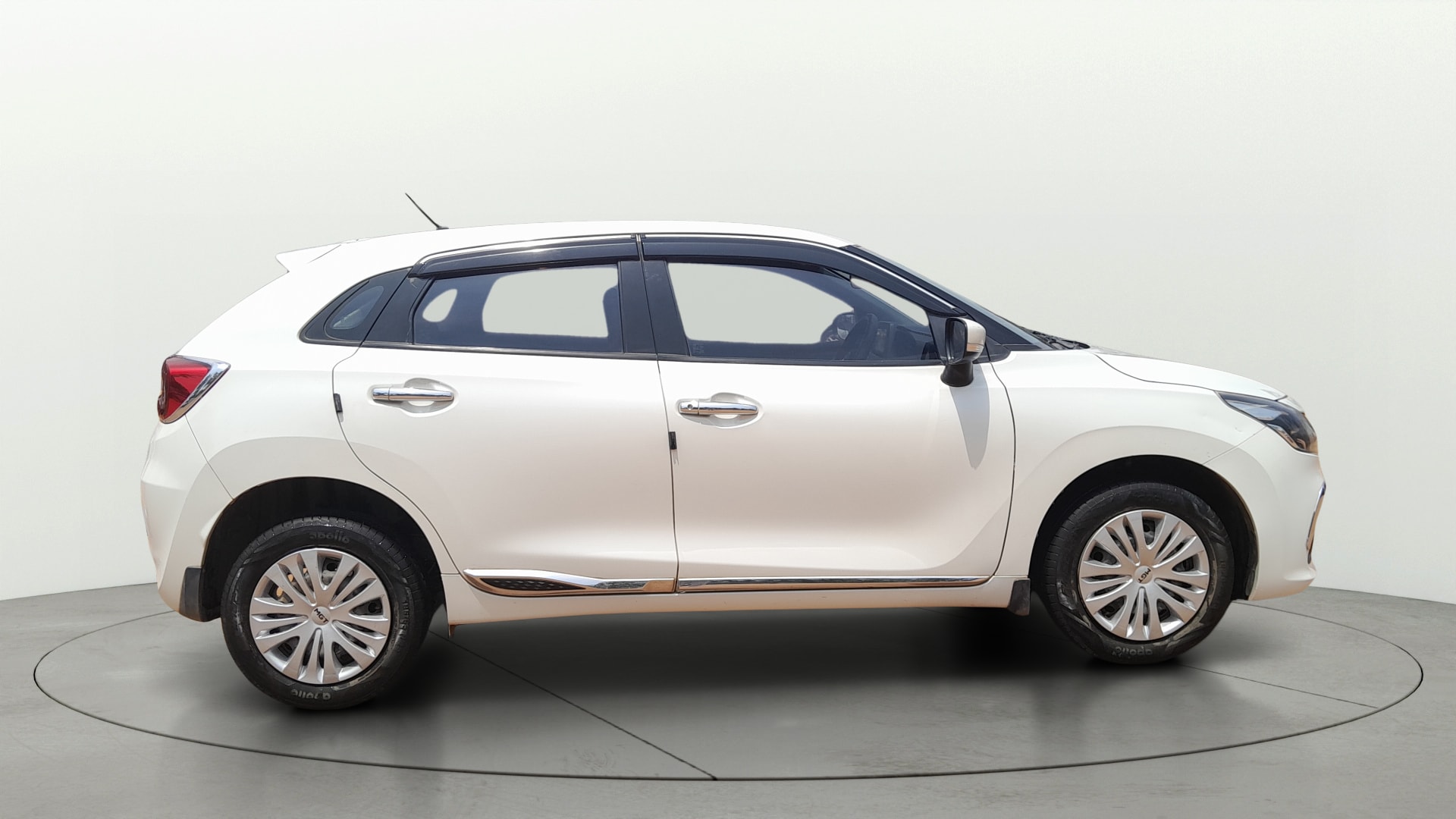 View 2022 Maruti Suzuki 1000 Base Variant Image 8 Used 2022 Maruti Suzuki 1000 Base Variant Image 8