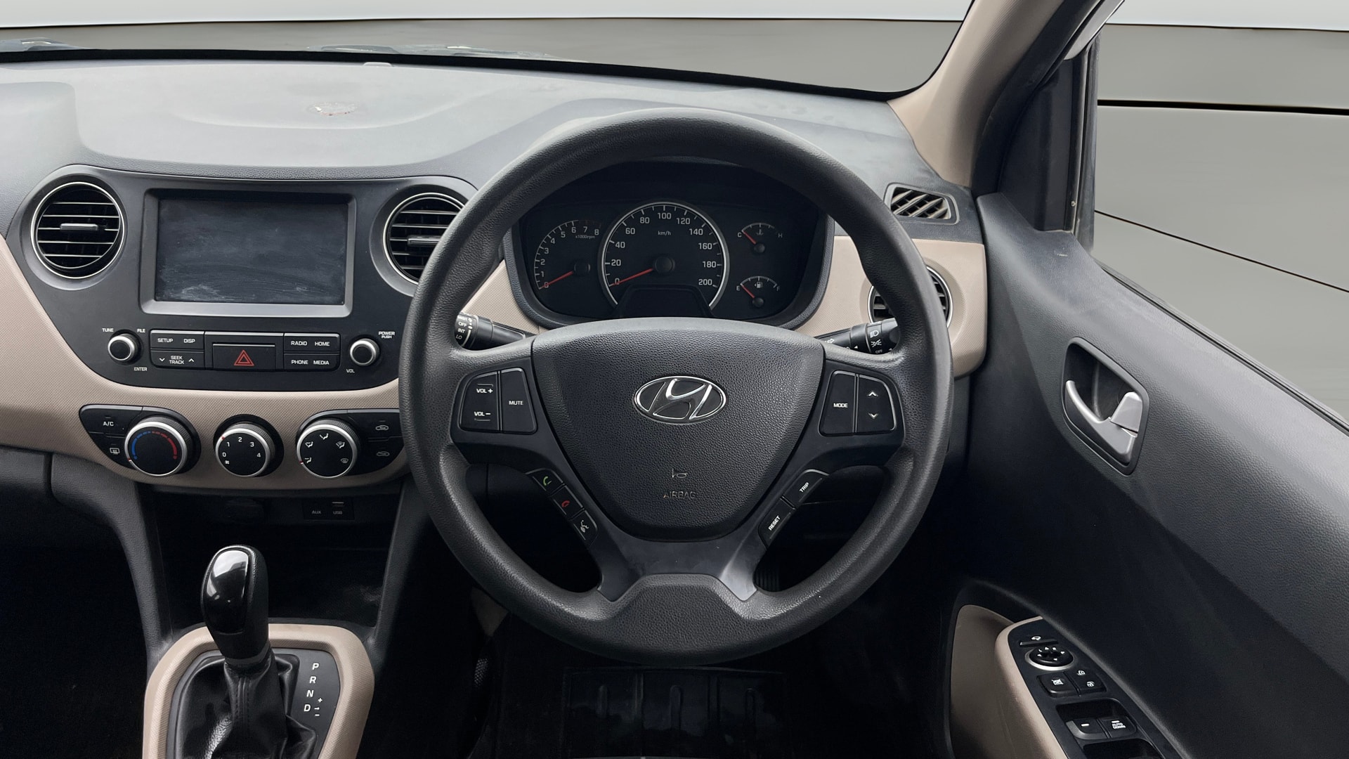 Used 2019 Hyundai Grand i10 Used 2019 Hyundai Grand i10
