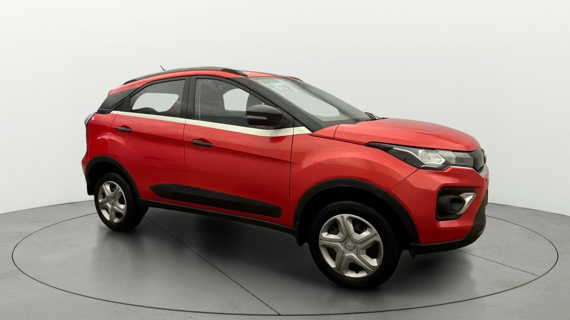 View 2022 Tata Nexon Revotron XMA AMT Image 21 Used 2022 Tata Nexon Revotron XMA AMT Image 21
