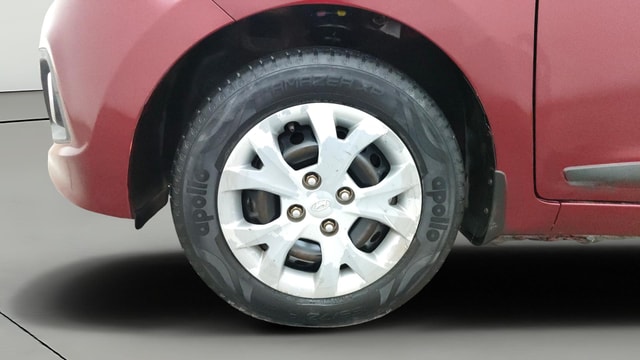 View Hyundai Grand i10 Image 27 Used Hyundai Grand i10 Image 27