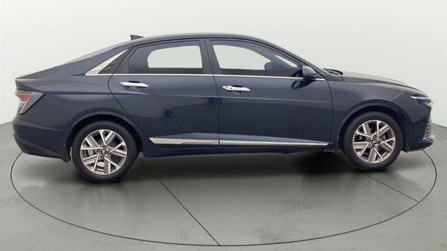 View Hyundai Verna Image 9 Used Hyundai Verna Image 9