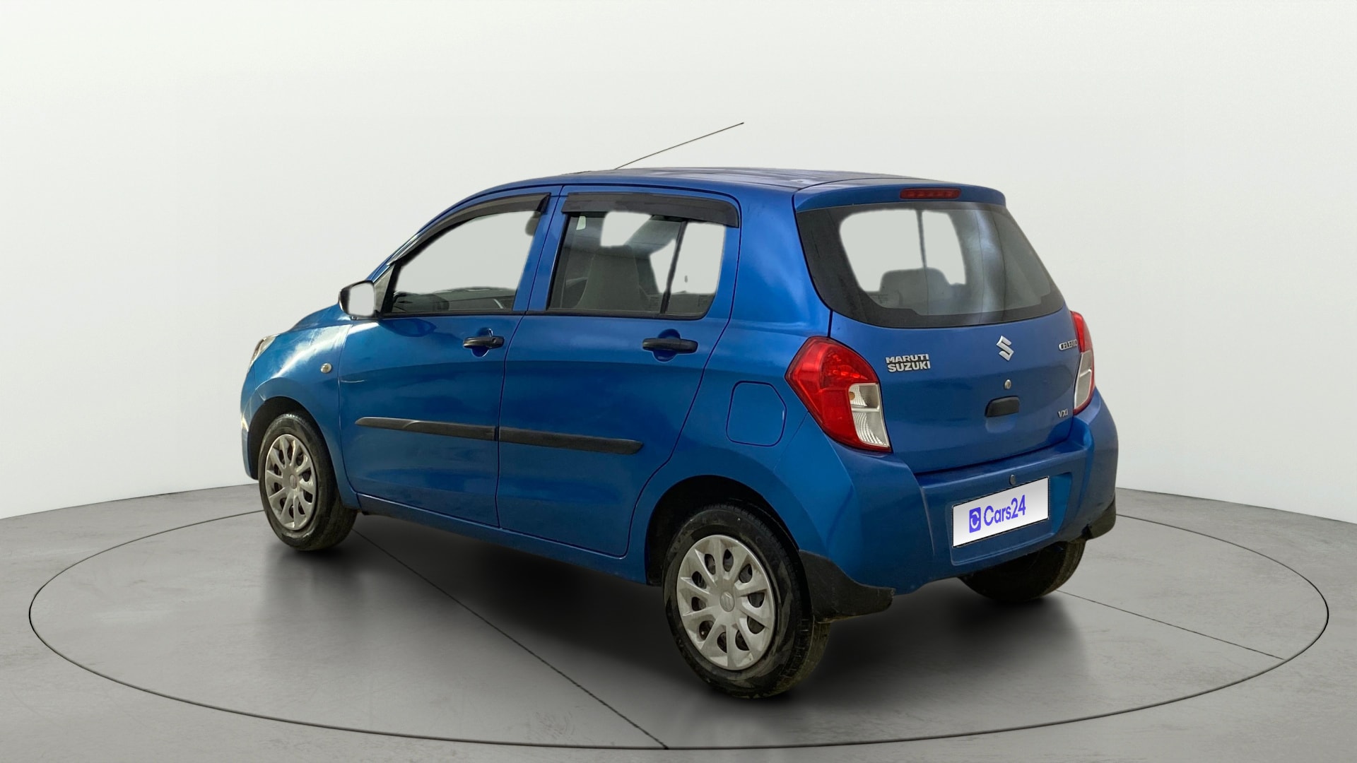 View 2016 Maruti Suzuki 1000 Base Variant Image 2 Used 2016 Maruti Suzuki 1000 Base Variant Image 2
