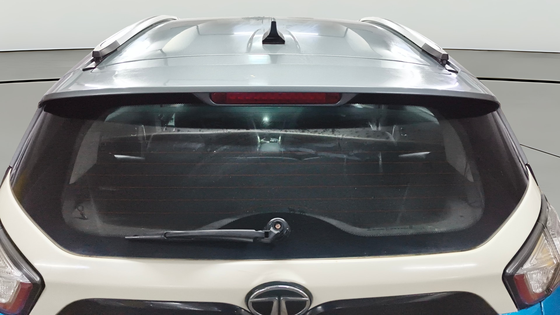 View 2018 Tata Nexon XZ Plus Diesel Image 5 Used 2018 Tata Nexon XZ Plus Diesel Image 5