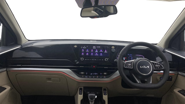 View Kia Carens Image 32 Used Kia Carens Image 32