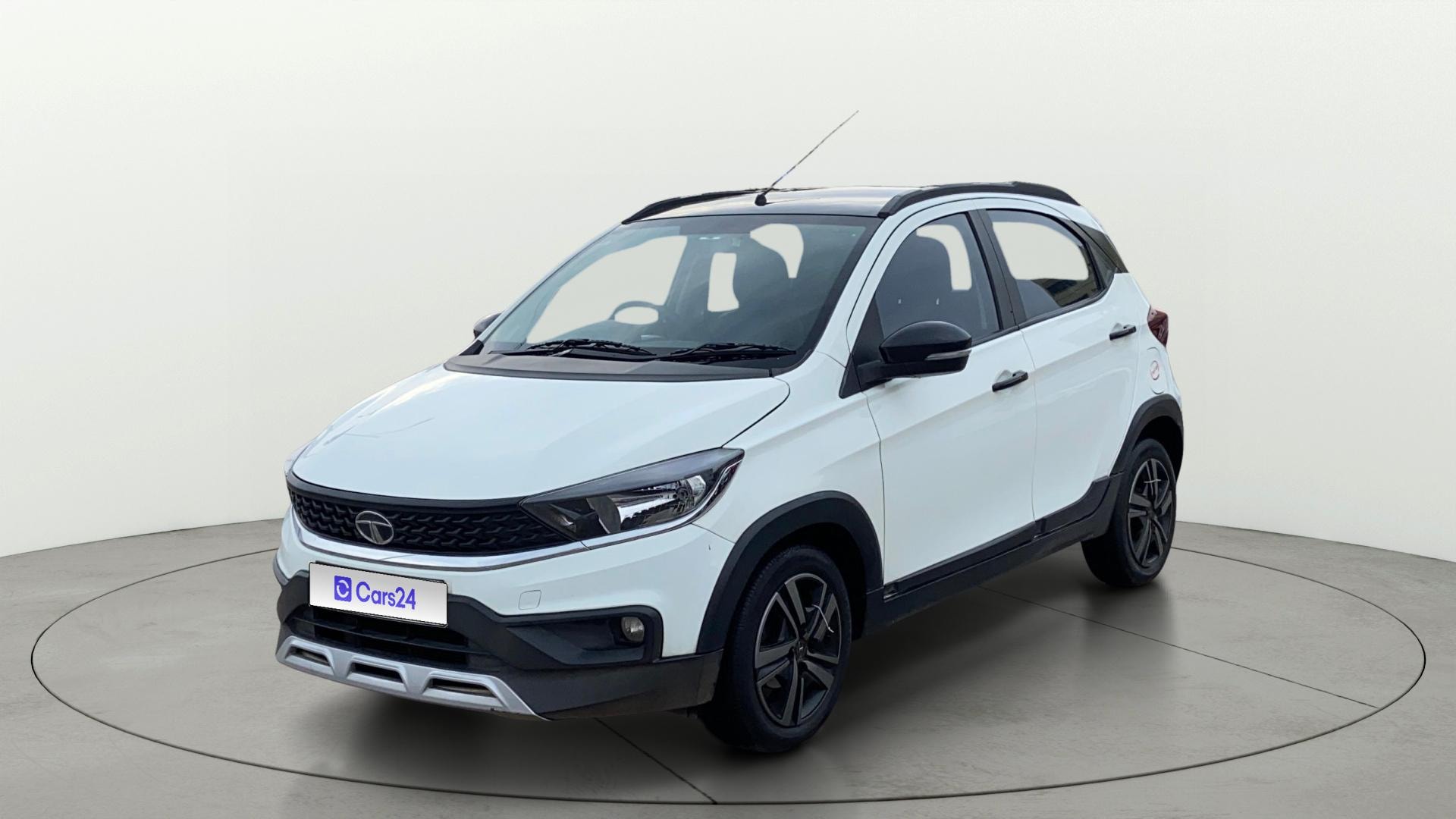 View 2022 Tata Tiago NRG XZ Revotron AMT Image 36 Used 2022 Tata Tiago NRG XZ Revotron AMT Image 36