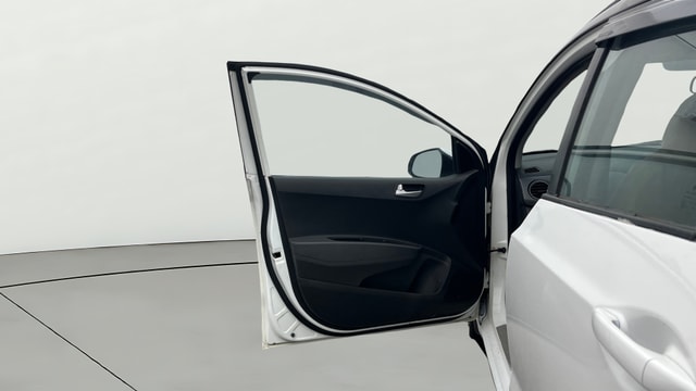 View Hyundai Grand i10 Image 31 Used Hyundai Grand i10 Image 31