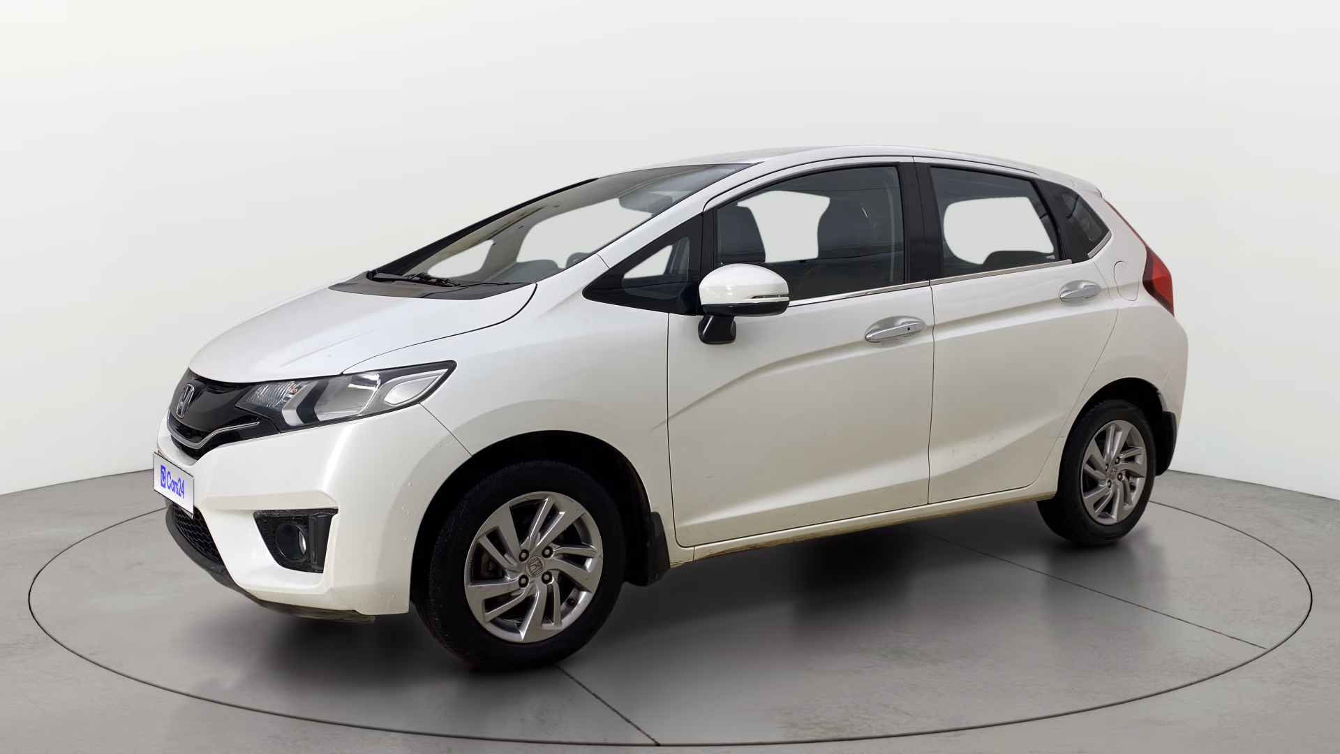 View 2019 Honda Jazz E MT Diesel Image 22 Used 2019 Honda Jazz E MT Diesel Image 22