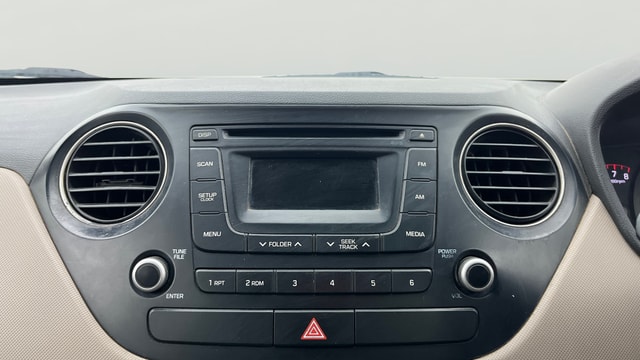 View Hyundai Grand i10 Image 17 Used Hyundai Grand i10 Image 17