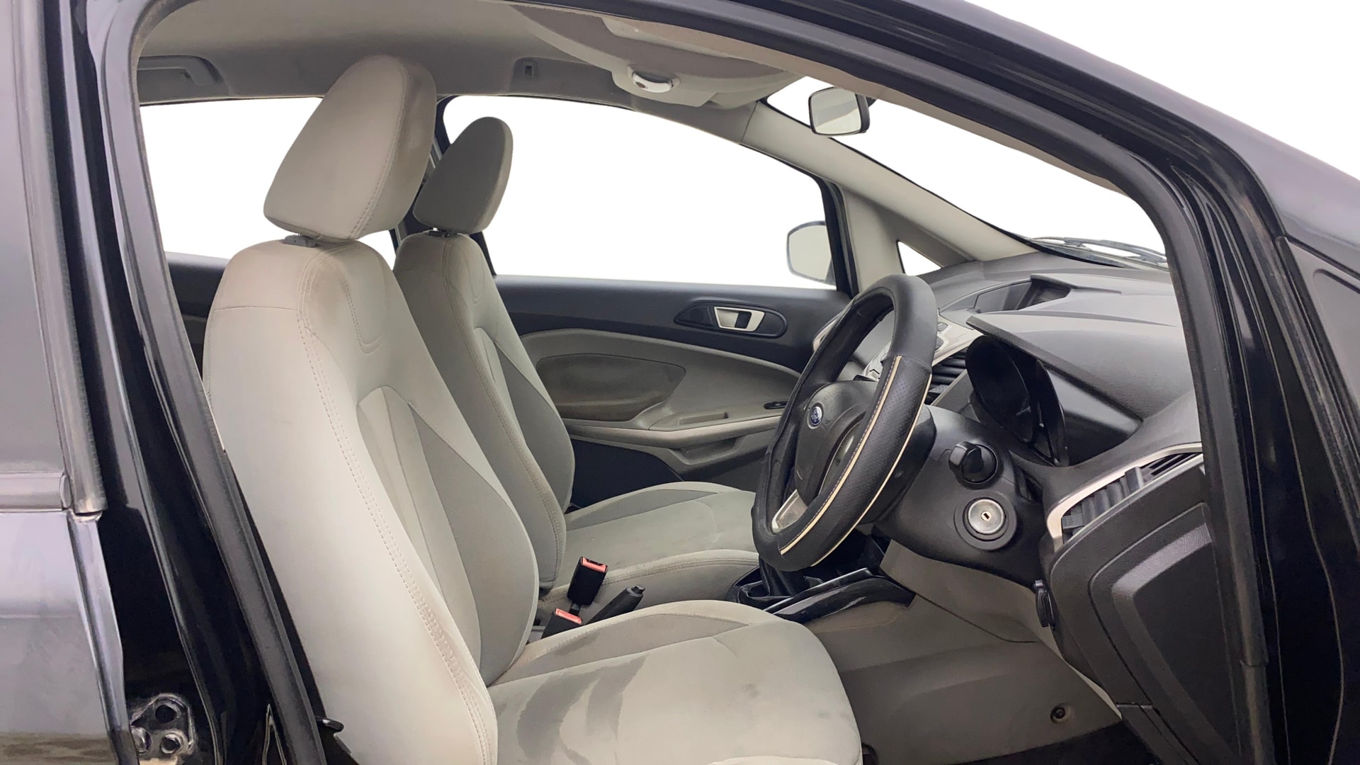 View 2016 Ford EcoSport 1.5 TDCi Diesel Ambiente BS IV Image 25 Used 2016 Ford EcoSport 1.5 TDCi Diesel Ambiente BS IV Image 25