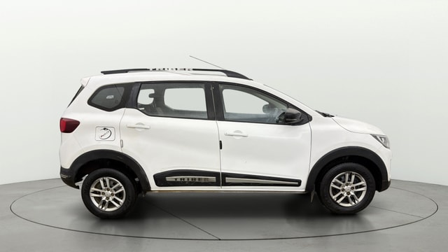 View Renault Triber Image 8 Used Renault Triber Image 8