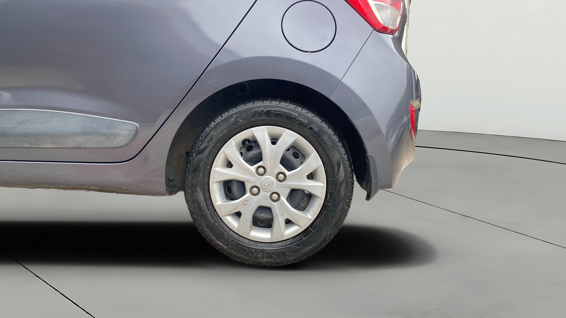 View 2016 Hyundai Grand i10 Sportz 1.2 Kappa Image 12 Used 2016 Hyundai Grand i10 Sportz 1.2 Kappa Image 12