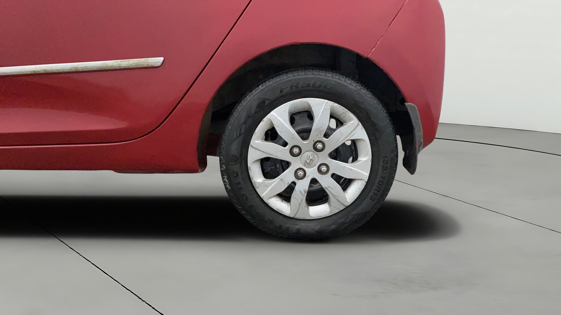 View 2017 Hyundai EON Magna Plus Image 11 Used 2017 Hyundai EON Magna Plus Image 11