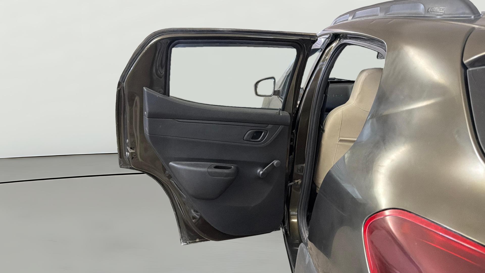 View 2020 Renault Kwid RXL Image 22 Used 2020 Renault Kwid RXL Image 22