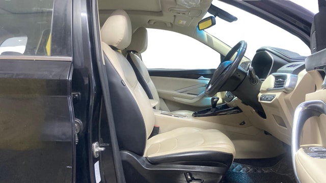 View MG Hector Image 18 Used MG Hector Image 18