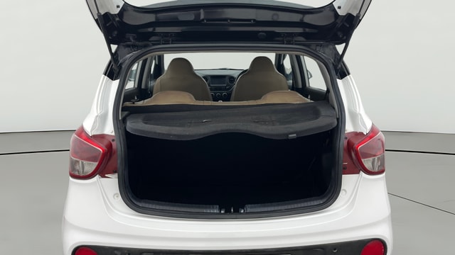 View Hyundai Grand i10 Image 37 Used Hyundai Grand i10 Image 37