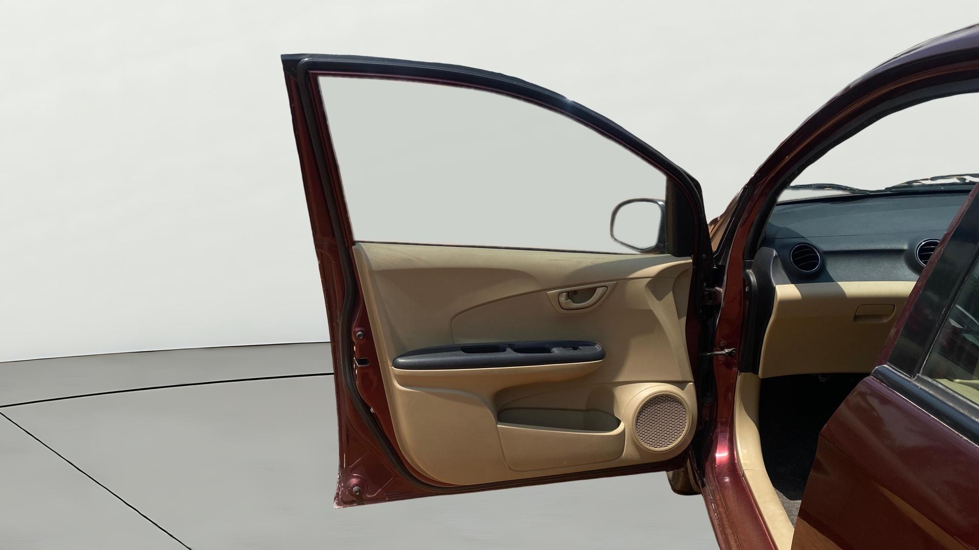 View 2014 Honda Amaze E MT Petrol BS IV Image 31 Used 2014 Honda Amaze E MT Petrol BS IV Image 31