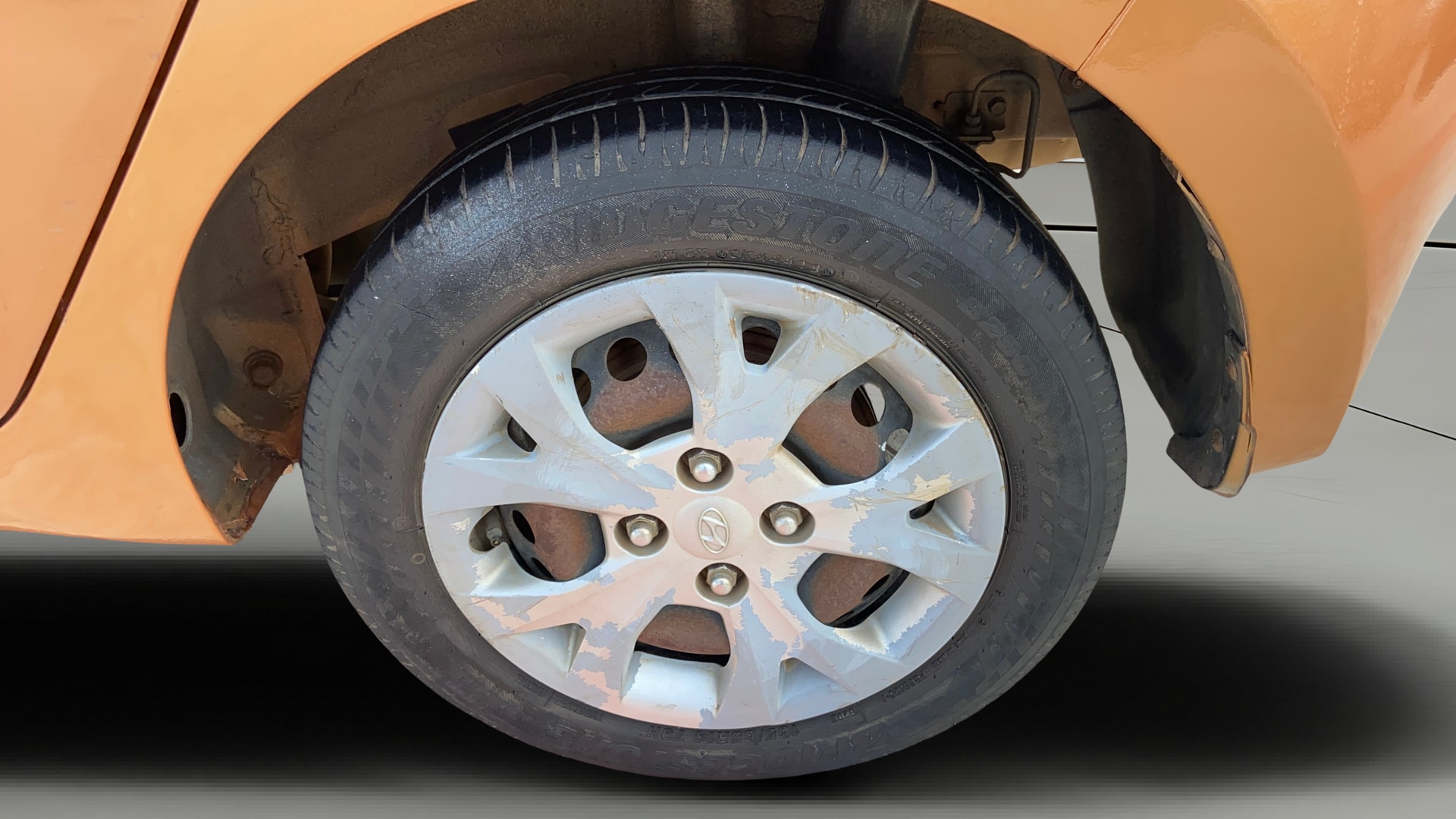 View 2016 Hyundai Grand i10 Sportz 1.2 Kappa Image 11 Used 2016 Hyundai Grand i10 Sportz 1.2 Kappa Image 11
