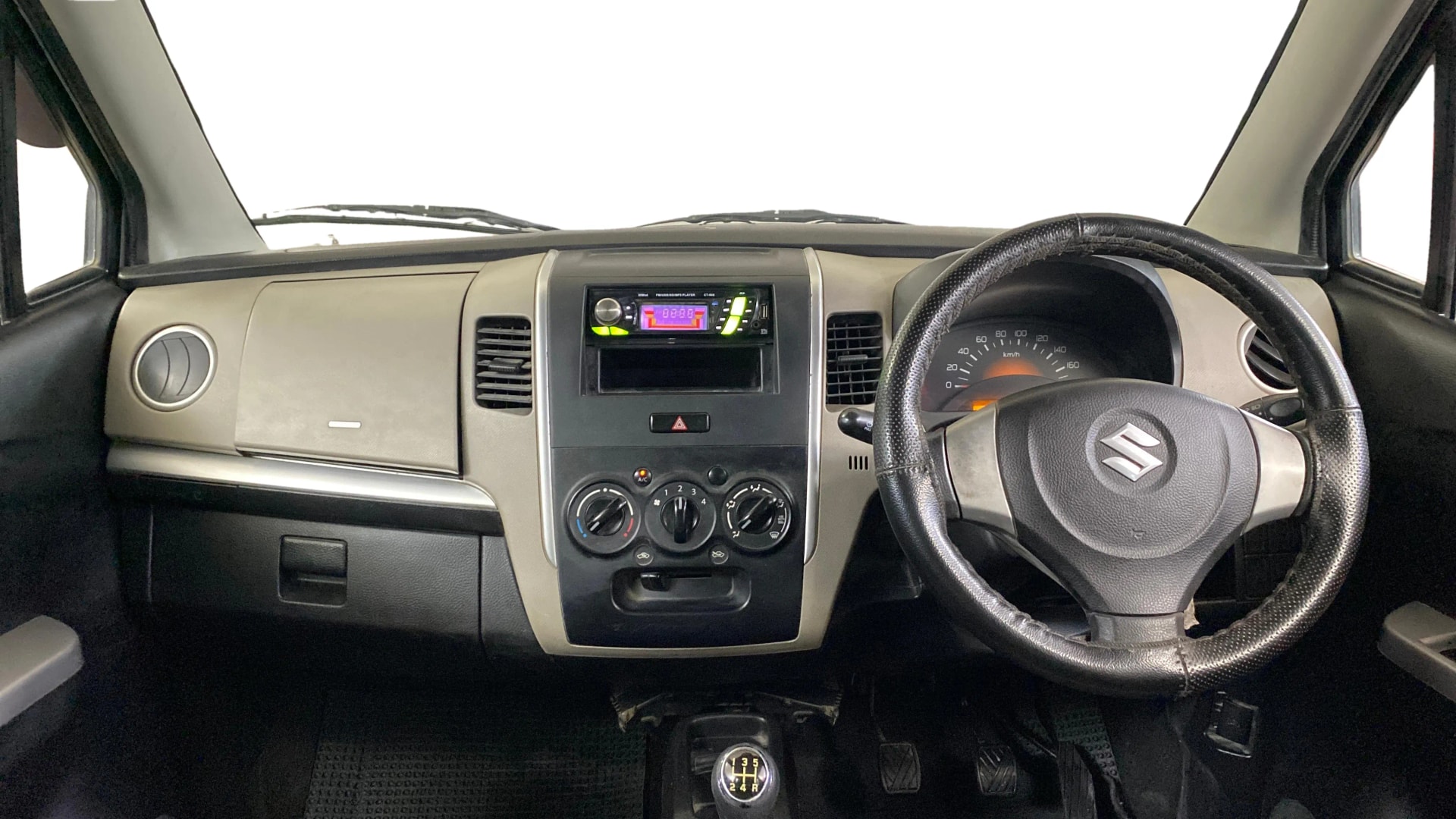 View 2015 Maruti Suzuki 1000 Base Variant Image 15 Used 2015 Maruti Suzuki 1000 Base Variant Image 15