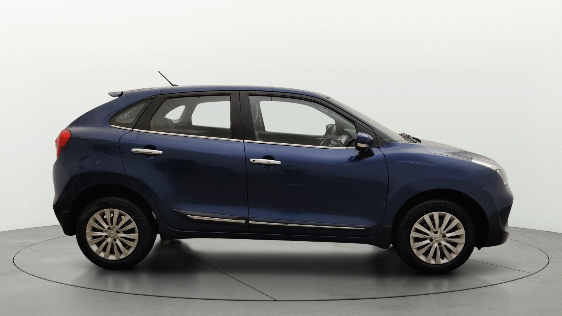 View 2019 Maruti Suzuki 1000 Base Variant Image 8 Used 2019 Maruti Suzuki 1000 Base Variant Image 8