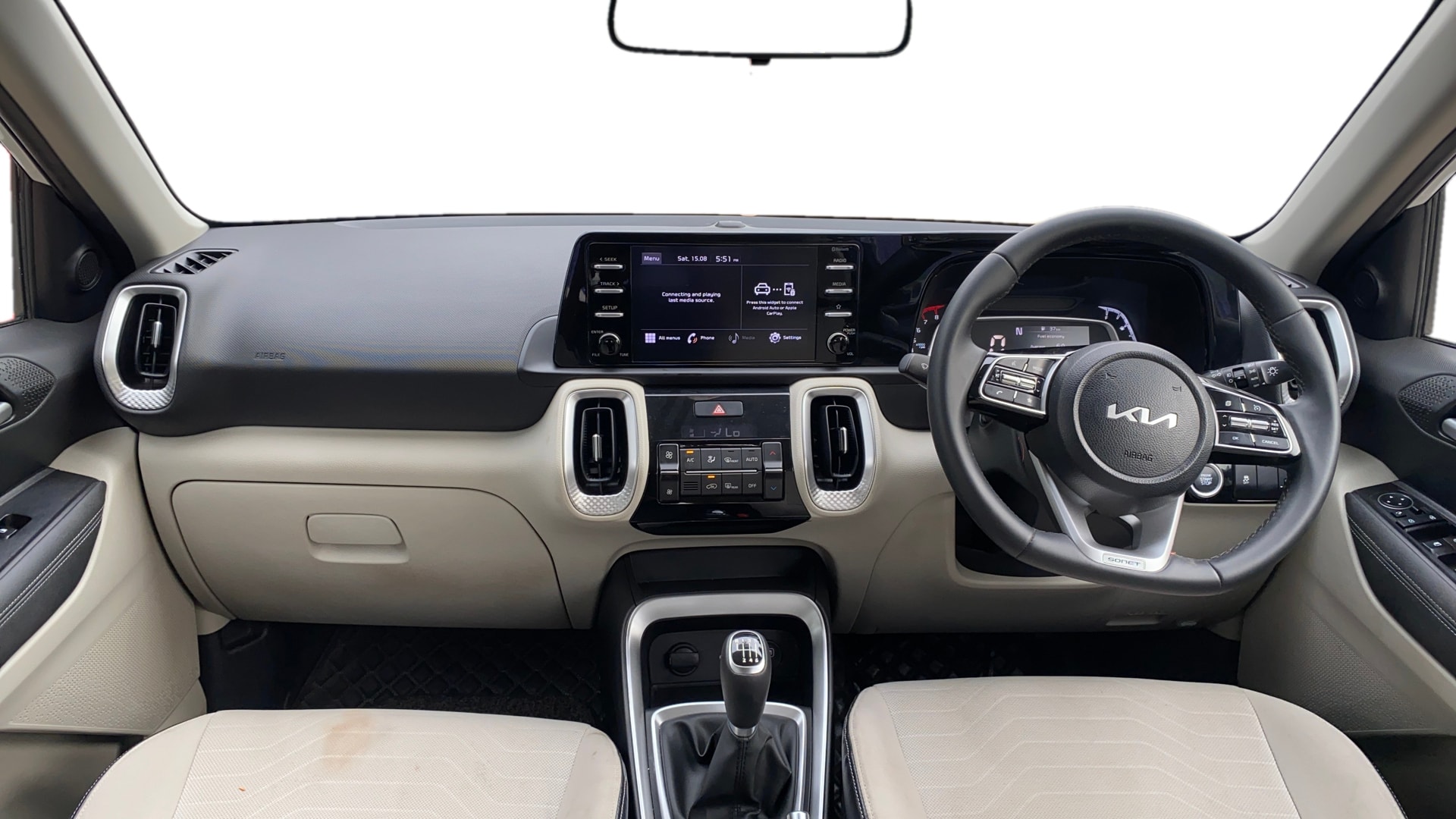 View 2022 Kia Sonet HTE Petrol Image 32 Used 2022 Kia Sonet HTE Petrol Image 32