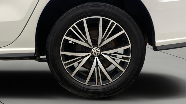 View Volkswagen Vento Image 11 Used Volkswagen Vento Image 11