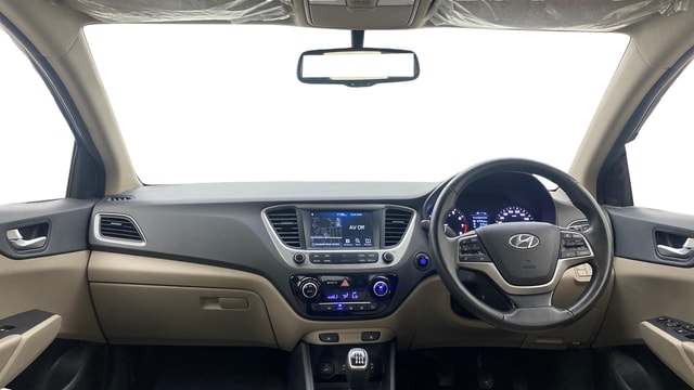 View Hyundai Verna Image 16 Used Hyundai Verna Image 16