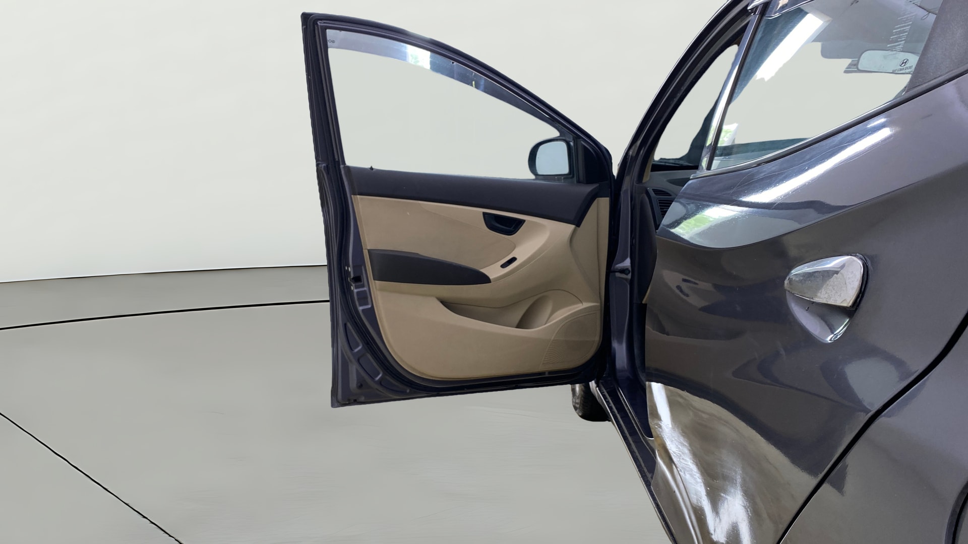 View 2016 Hyundai EON Era Plus Image 30 Used 2016 Hyundai EON Era Plus Image 30