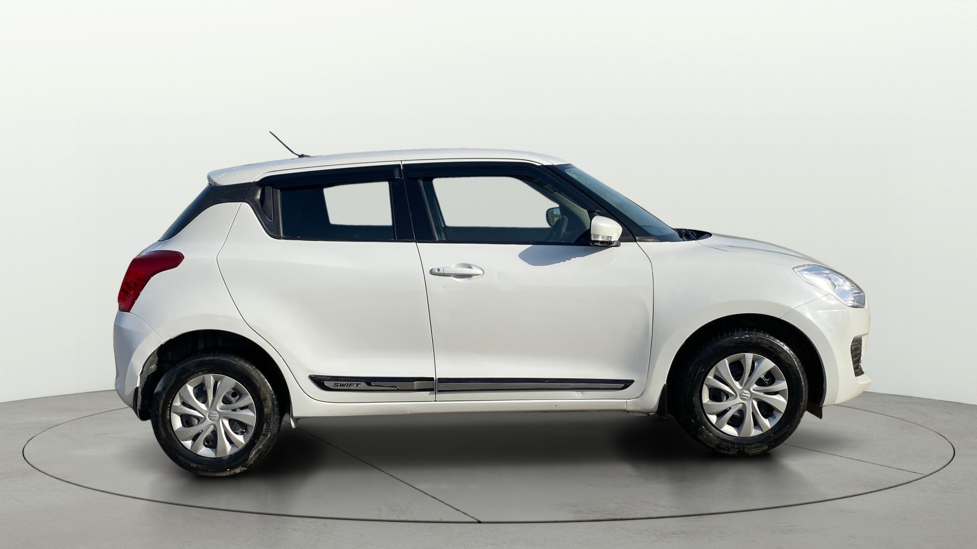View 2022 Maruti Suzuki 1000 Base Variant Image 8 Used 2022 Maruti Suzuki 1000 Base Variant Image 8