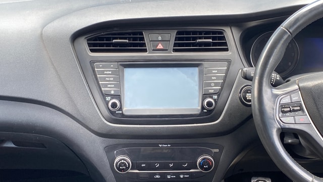 View Hyundai i20 Active Image 17 Used Hyundai i20 Active Image 17