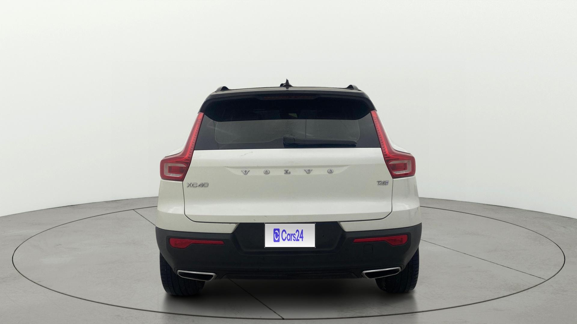 View 2020 Volvo XC40 D4 R-Design Image 44 Used 2020 Volvo XC40 D4 R-Design Image 44