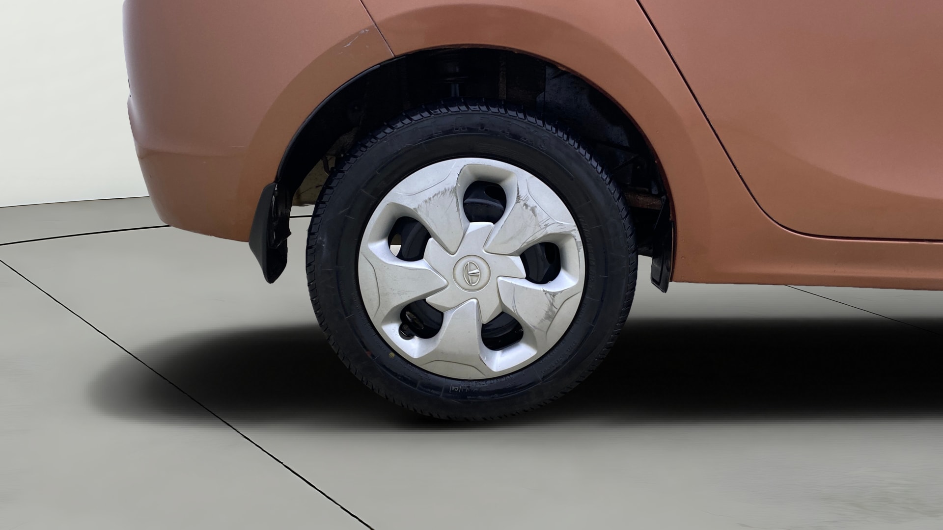 View 2018 Tata Tigor XT Petrol Image 23 Used 2018 Tata Tigor XT Petrol Image 23