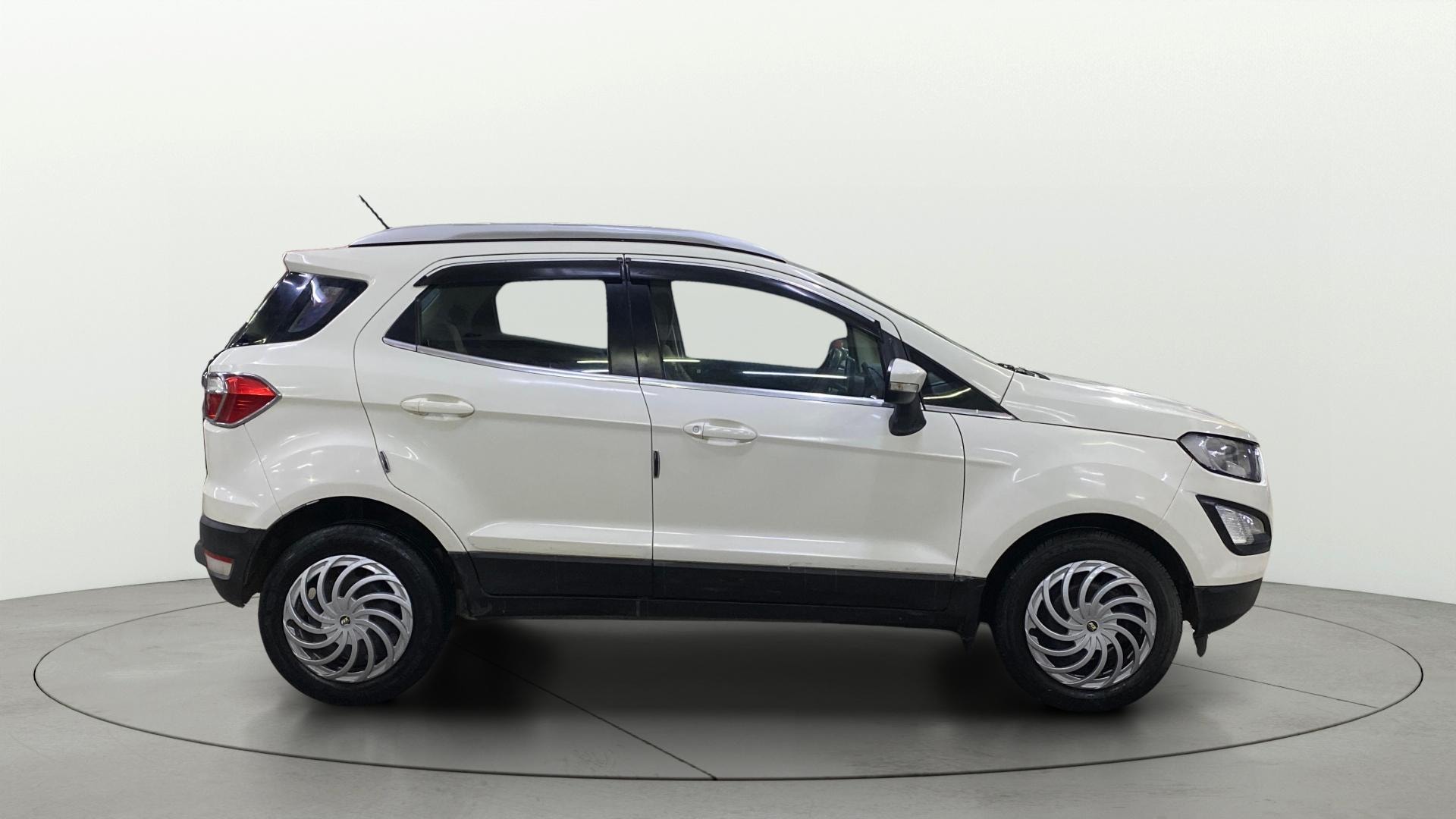 View 2021 Ford EcoSport 1.5 TDCi Diesel Ambiente BS IV Image 8 Used 2021 Ford EcoSport 1.5 TDCi Diesel Ambiente BS IV Image 8