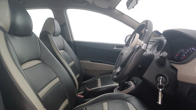 View Hyundai Xcent Image 25 Used Hyundai Xcent Image 25